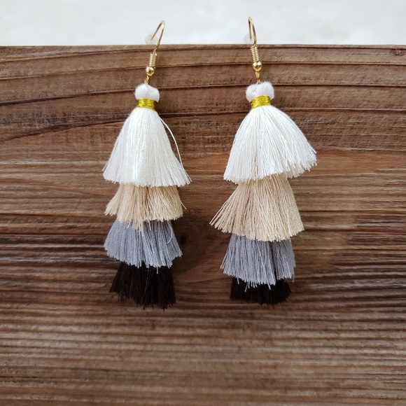 REVITALIZED Jewelry - 💎 Fringe Earrings